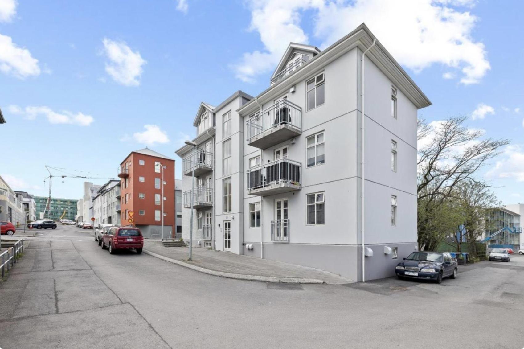 Cheerful Down Town Apartment Reykjavík Exterior foto